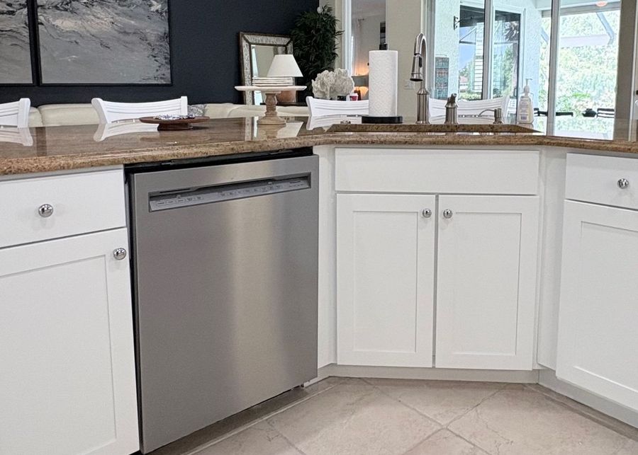 After: Kitchen Cabinet Makeover
